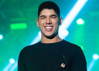 Fortal na Copa: Zé Vaqueiro e Rafa e Pipo agitam o jogo de Brasil e Camarões no Iate Clube