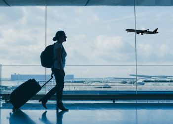 Especialista alerta sobre a importância da contratação de seguro para viagens de férias