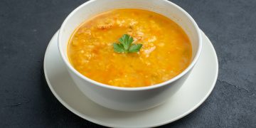 Pós-Carnaval: Tijuca ensina receita de caldo de frango para aliviar dos excessos da folia