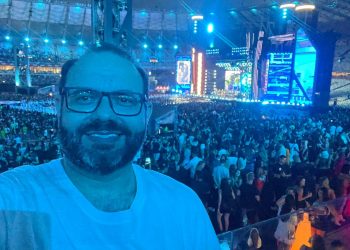 Víctor Costa marca presença na gravação do novo DVD de Luan Santana