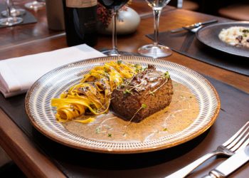 De clássicos à moderna gastronomia italiana, chef Andrea Antonucci lista os 5 pratos mais pedidos do Cortile Ristorante