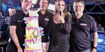 Sábado do Fortal 30 anos traz Bell, Leo Santana, Ricardo Chaves e homenagem a Ivete no corredor da folia