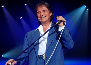Roberto Carlos realiza show em Fortaleza na próxima terça; confira detalhes