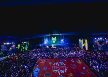 Mysterious 2023 acontece neste sábado (2), com sete DJs e seis atrações nacionais, no Terminal Marítimo, em Fortaleza