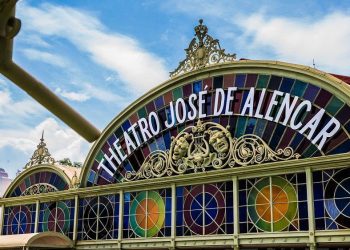Theatro José de Alencar realiza festa junina com quadrilha, quermesse e forró no sábado (22)