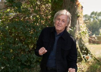 Pré-venda de shows de Paul McCartney no Brasil começa nesta terça (25); veja valores