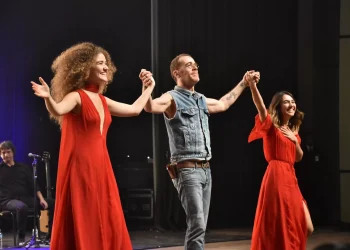 Turnê dos Namorados: Com ingressos esgotados, Anavitória e Nando Reis celebram o amor em show especial no Iguatemi Hall