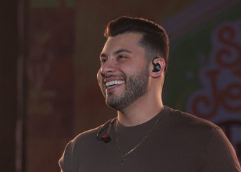 Com apresentações de Murilo Huff, Dorgival Dantas e Limão com Mel, “Ao Vivão” acontece neste sábado (6)