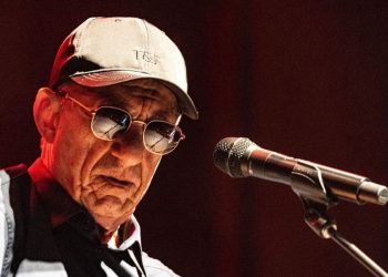 Fagner realiza apresentação única no Teatro José de Alencar; saiba quando