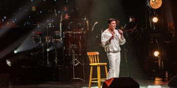 DVD de Marcos Lessa conta com regravações de canções de Elis Regina