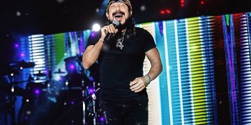 Pré-réveillon Flores terá o cantor Bell Marques