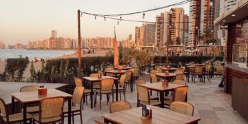 Riva Bar de Praia promove evento com open food e open bar em Fortaleza com chefs convidados e atrações musicais 